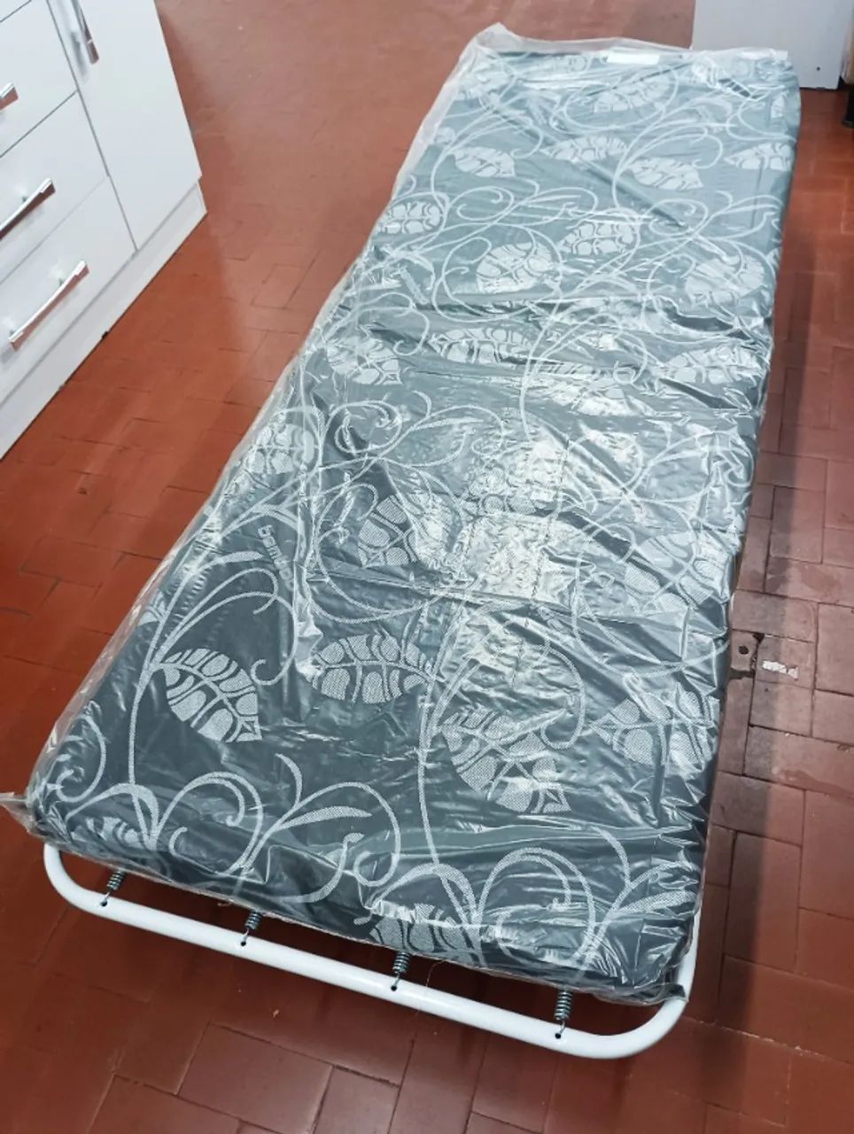 Cama Dobrável c/ Molas Paganot. - Foto 3