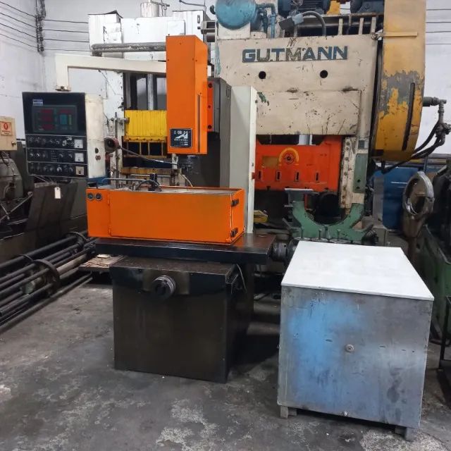 Eletroerosão Ibh Modelo - Mc 60 A / -- 01007 Nc