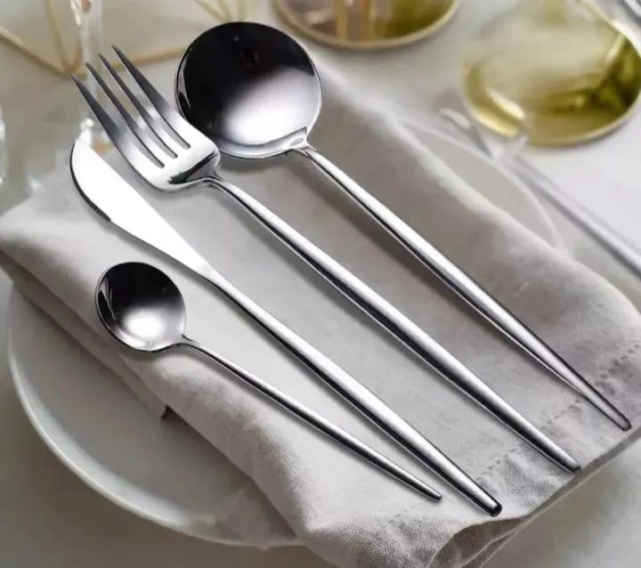 CONJUNTO DE TALHERES AÇO INOXIDÁVEL 24 PEÇAS LUXO 