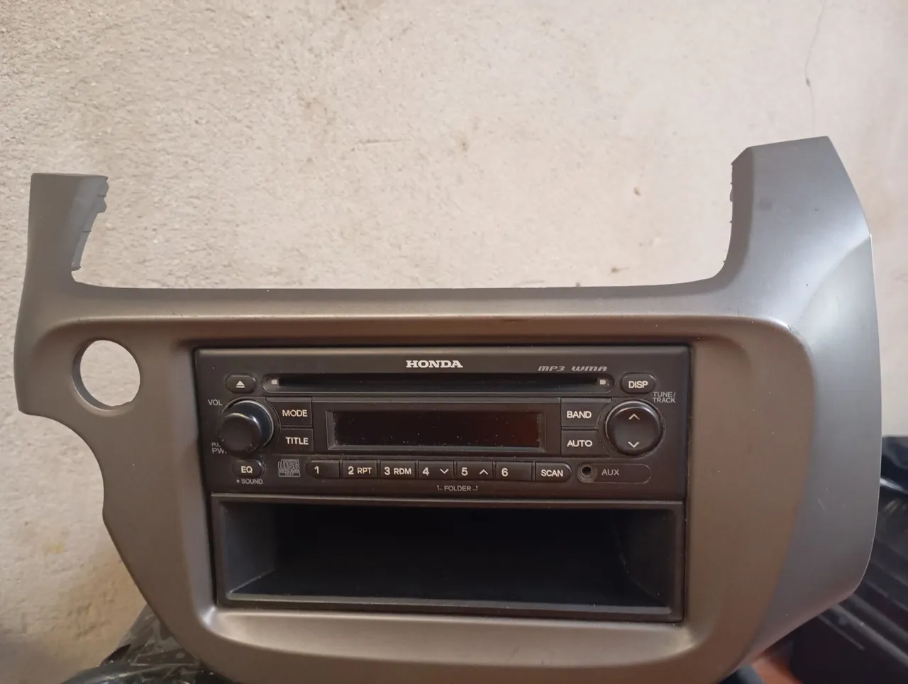 Rádio original Honda com moldura