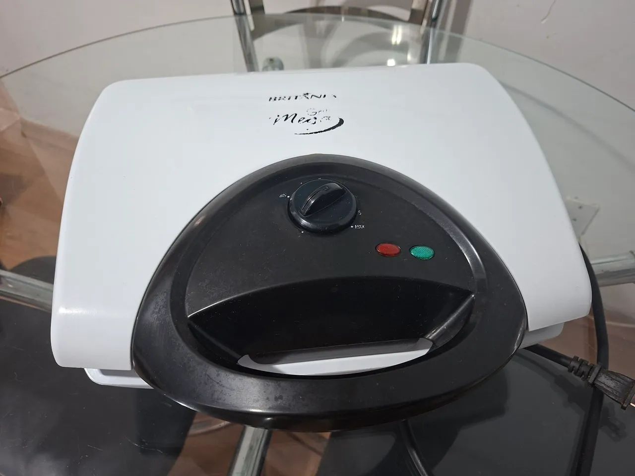 Mesa Grill Britânia 