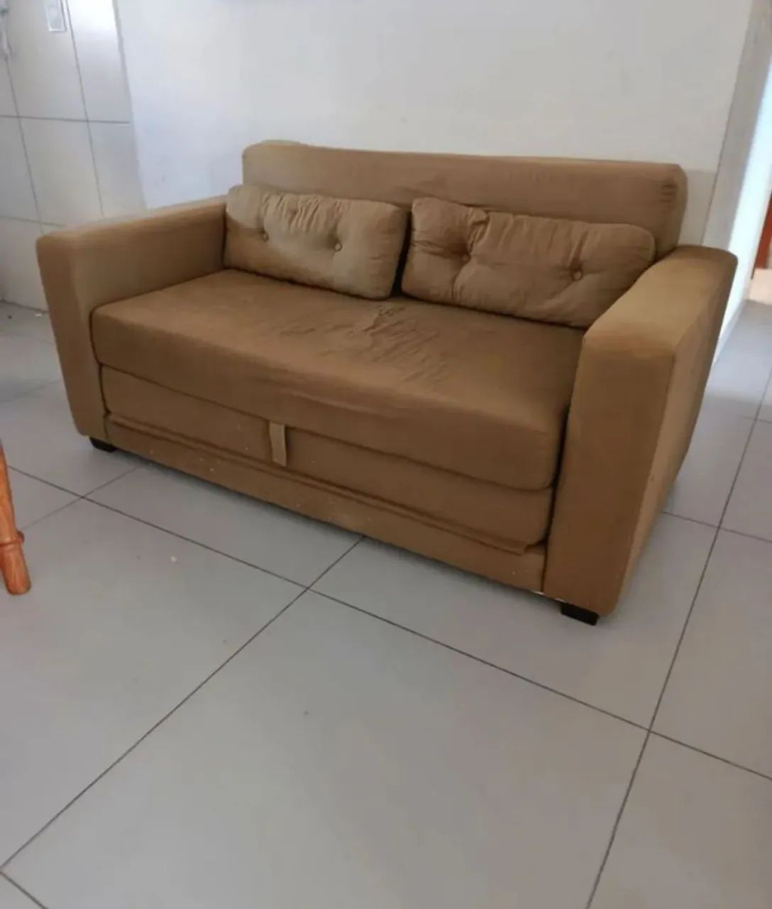 Sofá Cama 2 Lugares Tok Stok em PROMOÇÃO 