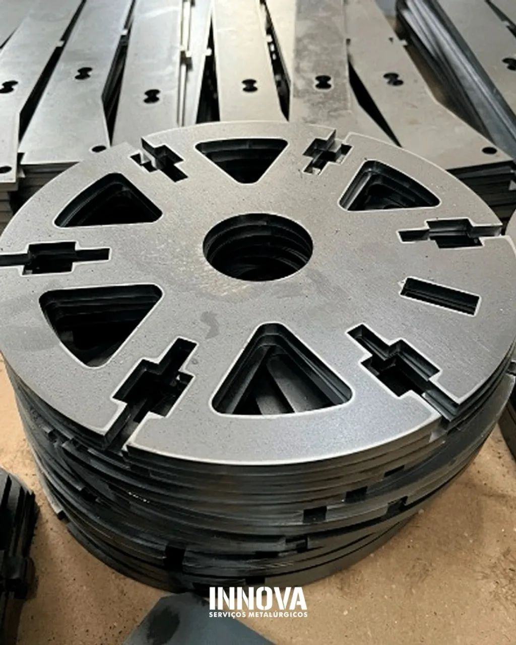 INOVA SERVIÇOS METALÚRGICOS - Foto 2