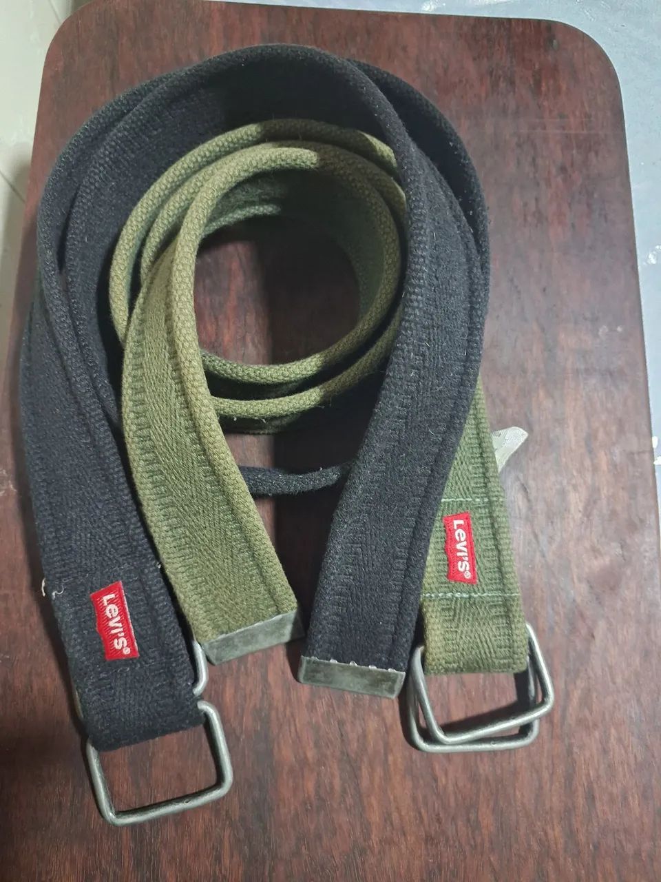 Cintos Levi's - Verde e Preto