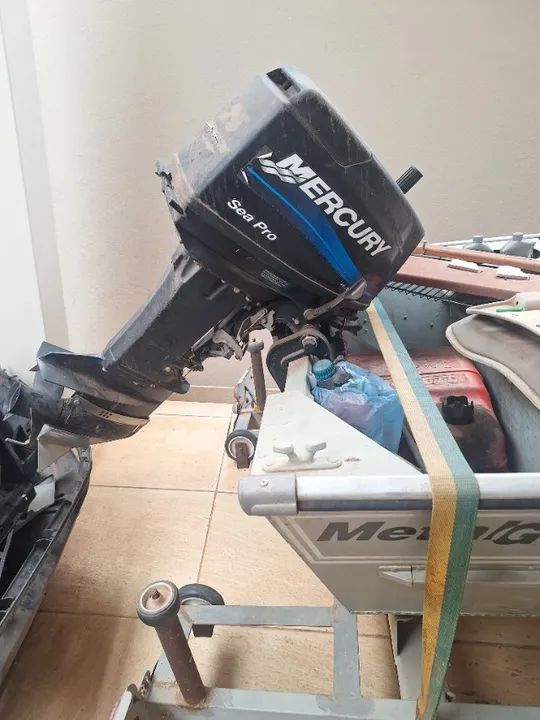 Barco metalglass big fish 5 metros com carreta e motor mercury 25 hp seapro - Foto 2