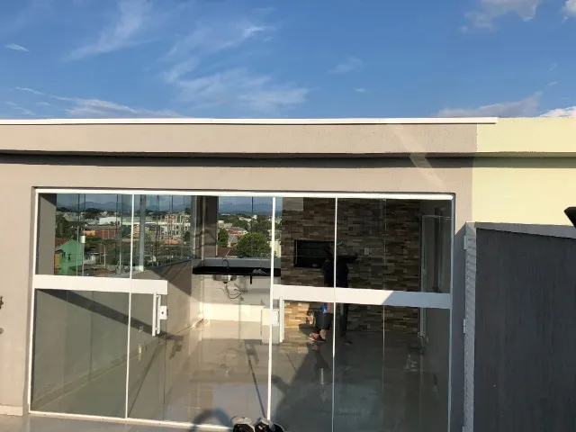 COBERTURA DUPLEX 4 QUARTOS EM PINHAIS DO LADO DO PARC AUTODRODROMO
