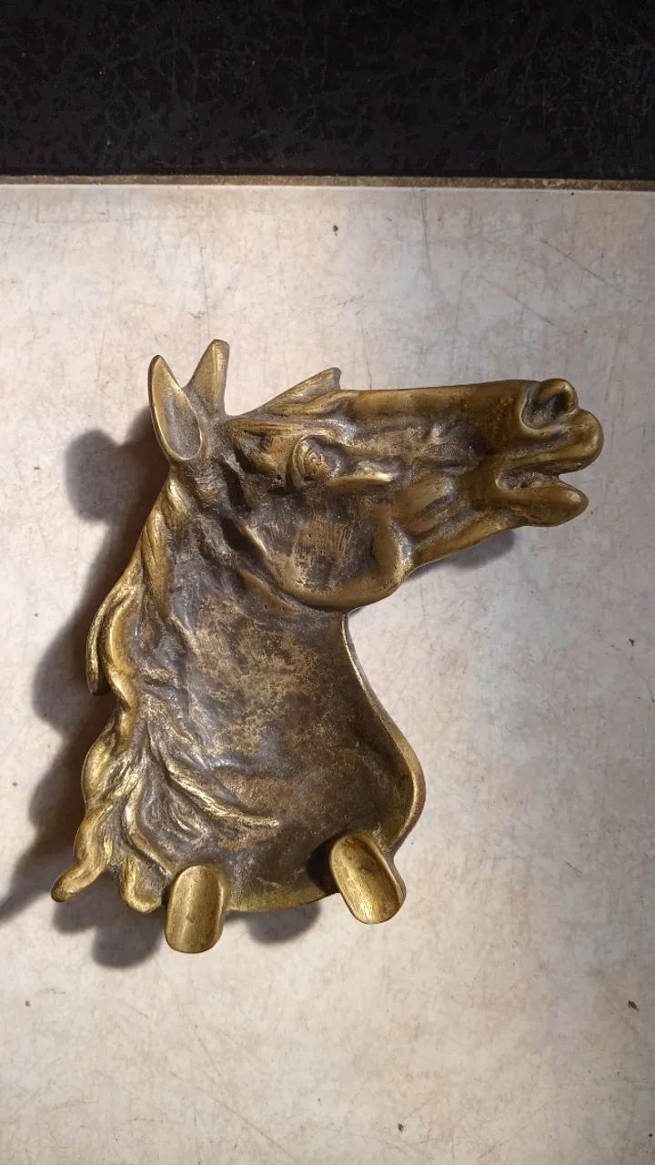 Par de Cinzeiros em Bronze - Cavalos - Foto 5
