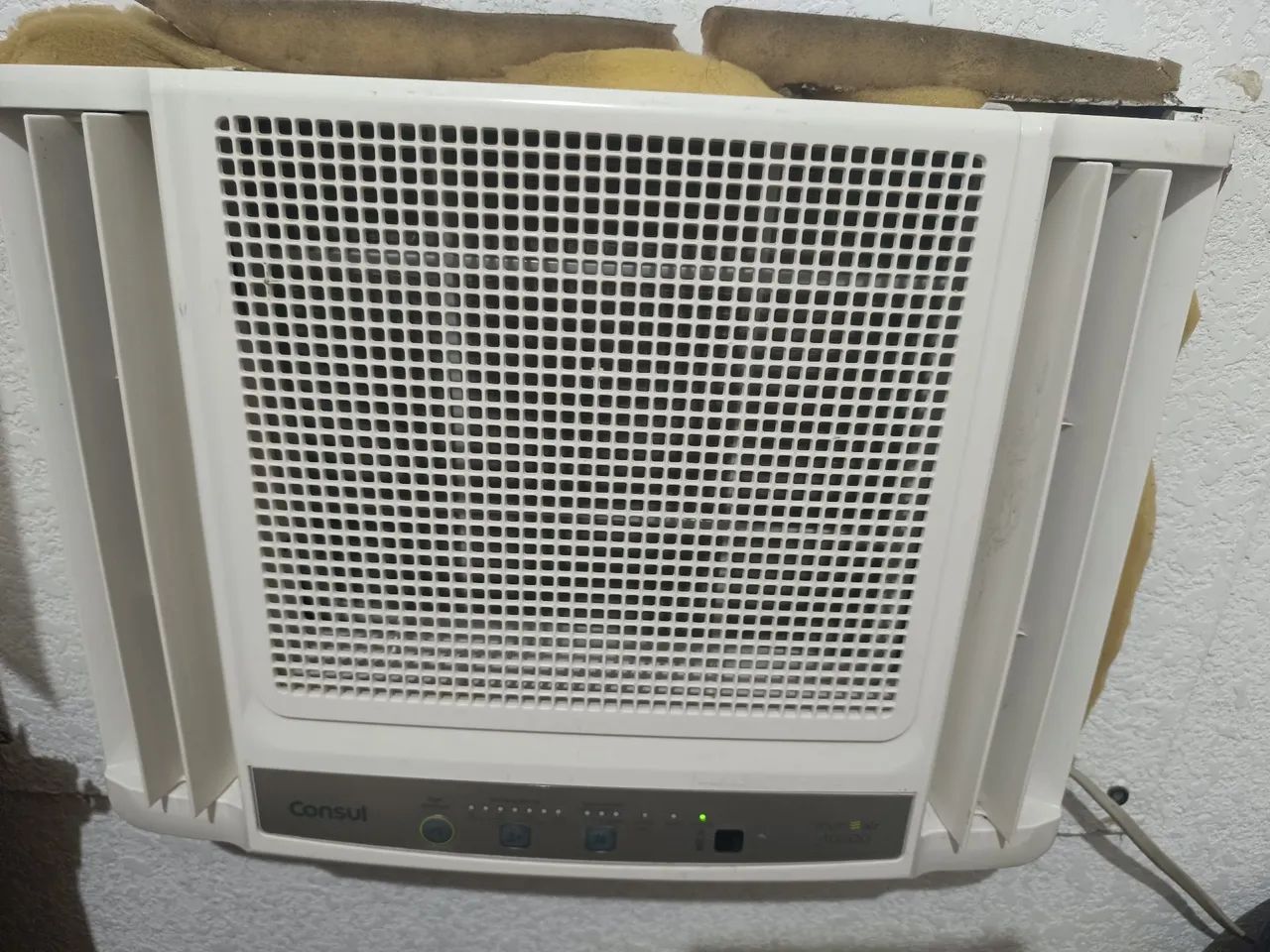 Ar condicionado Janela Consul 10000 btus  110 V - C/ controle remoto  - Foto 5