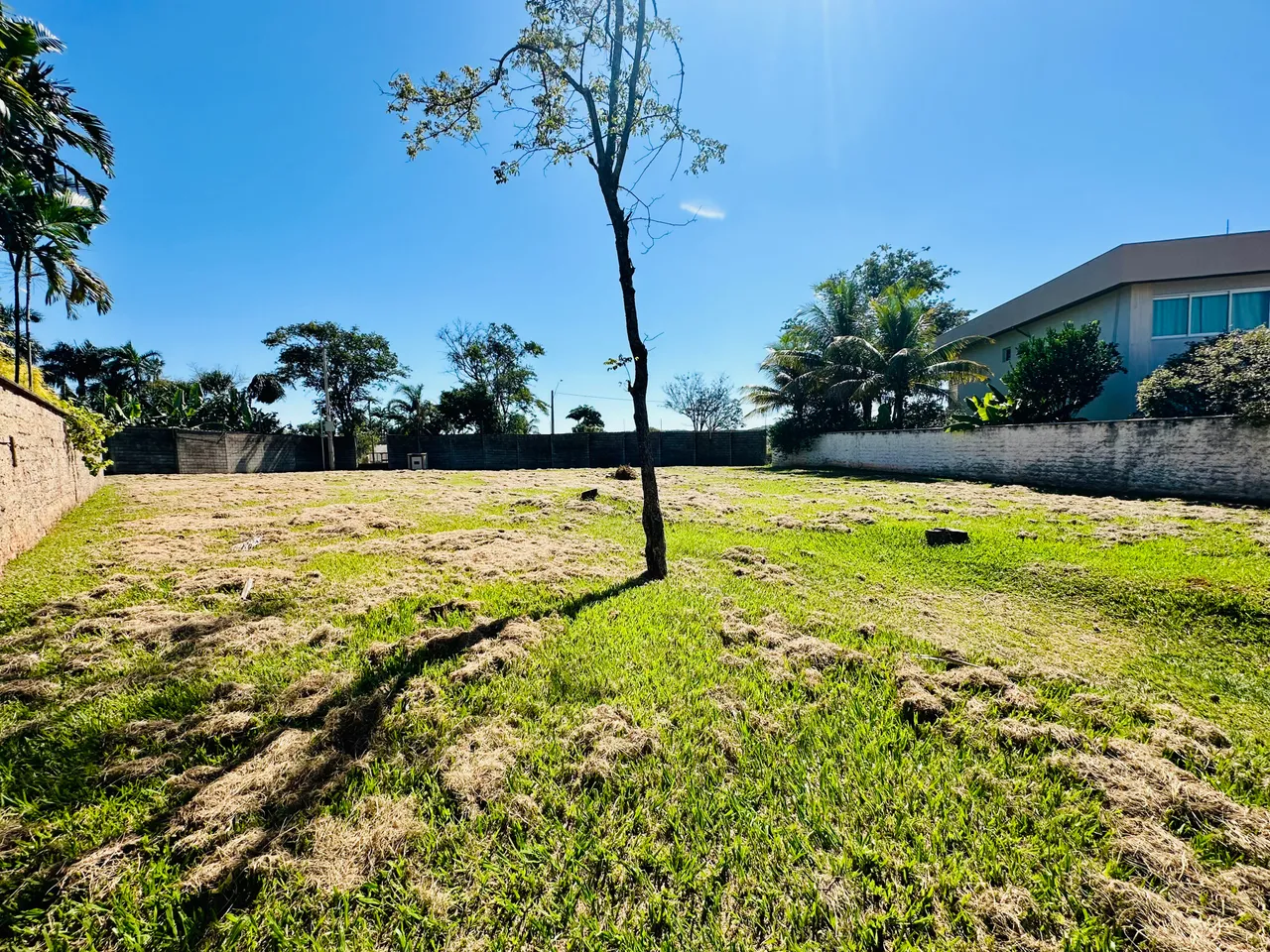 LOTE CONDOMÍNIO DO LAGO 817 METROS GOIANIA-GO