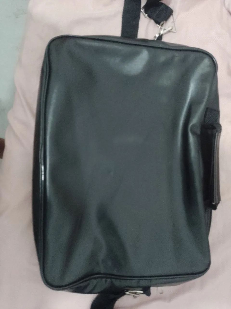 Bolsa para transporte de notebook e documentos. Em couro legítimo , praticamente nova. - Foto 2