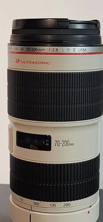 Lente Canon EF 70-00mm f2.8L IS USM + Bolsa - Foto 4