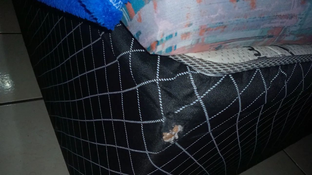 Cama casal com colchão  - Foto 2