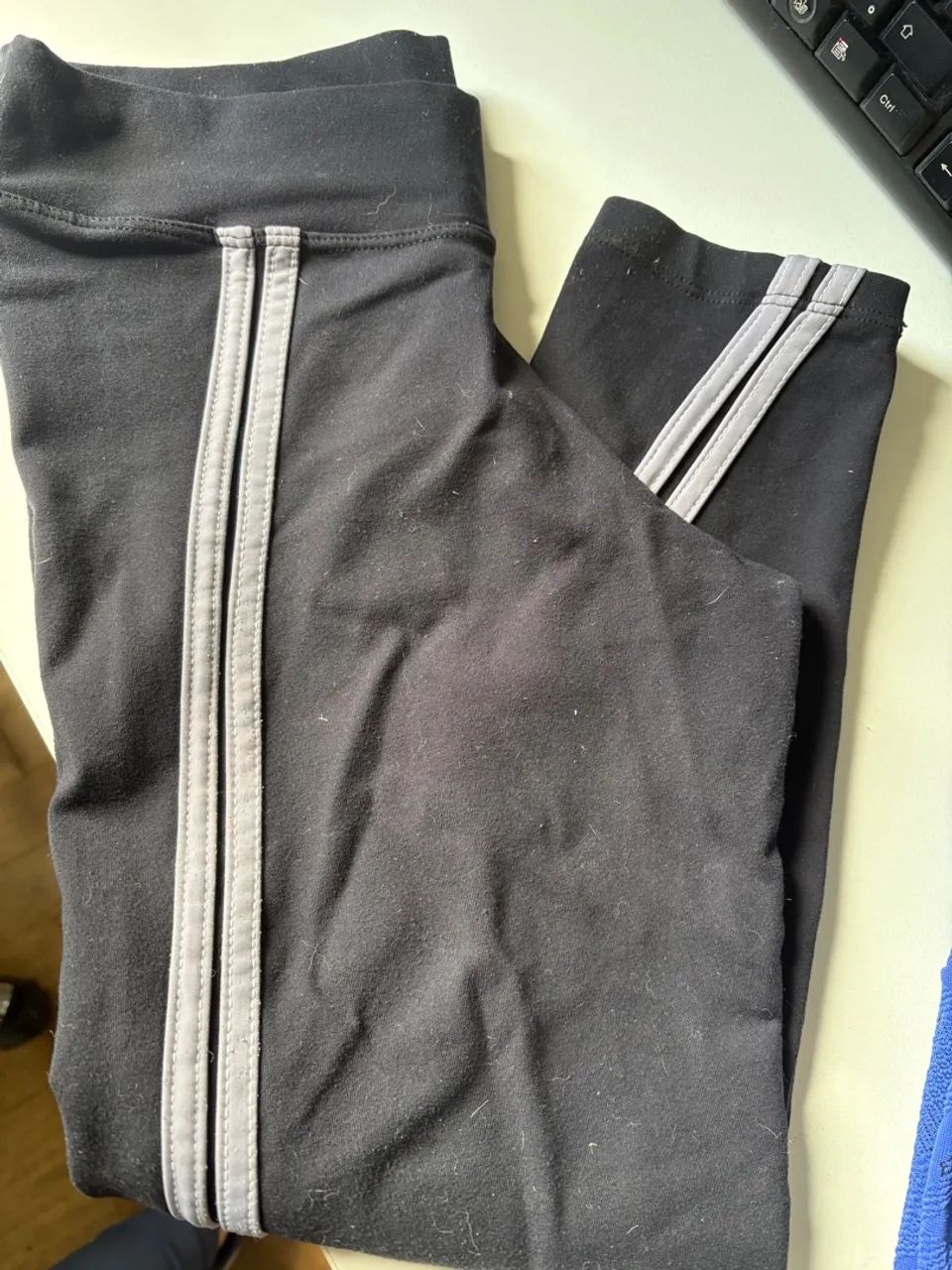 1 Calça Legging, tamanhos M