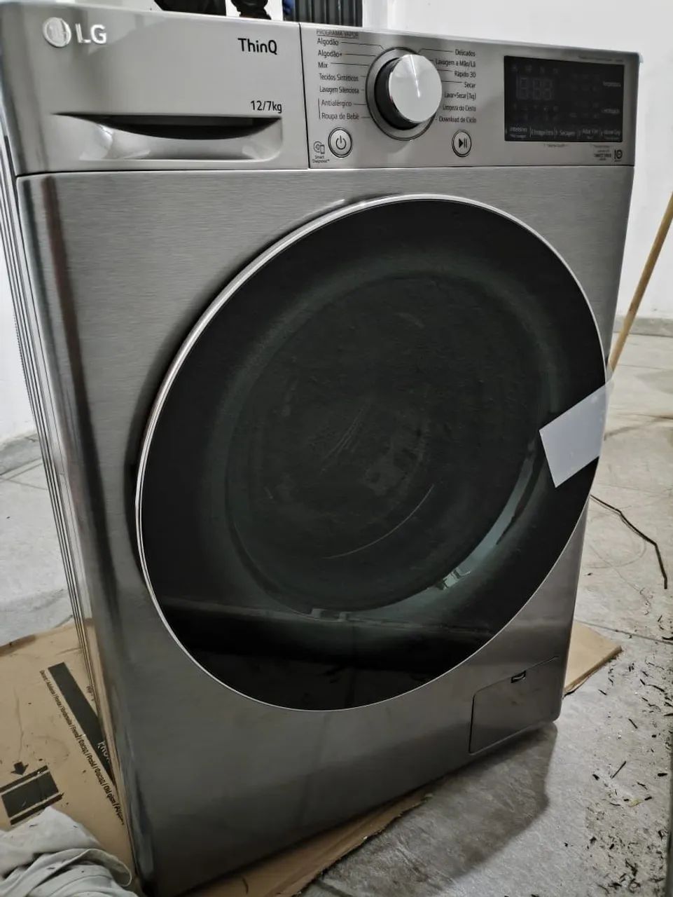 Máquina de Lavar LG ThinQ 12/7kg - NUNCA USADA 