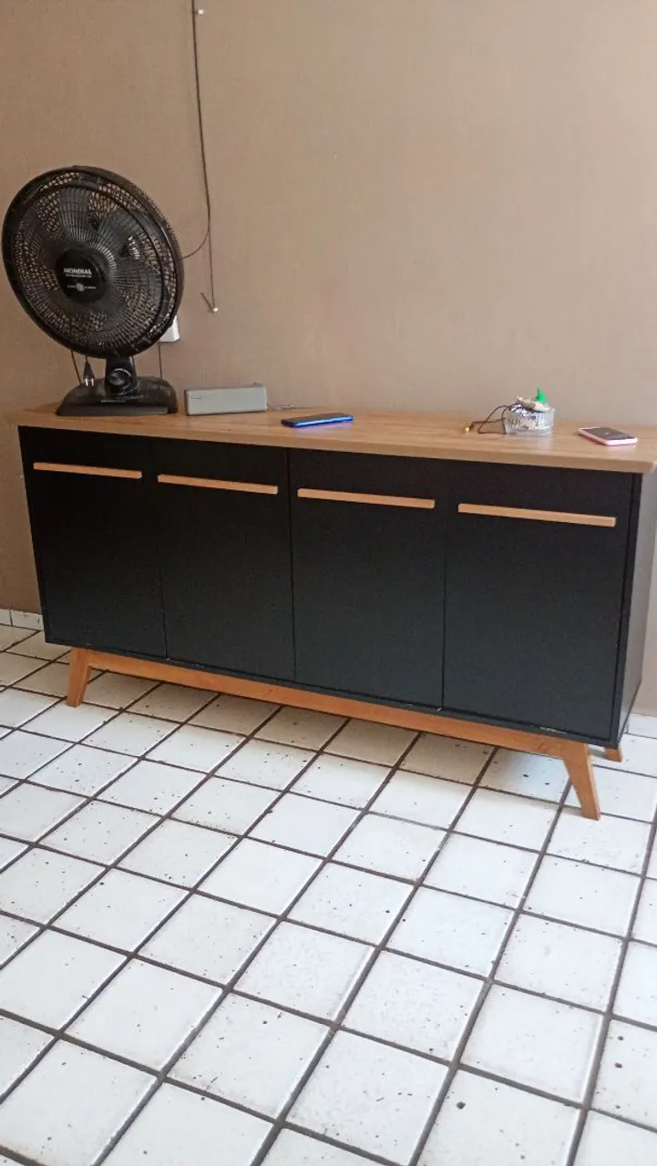 Buffet 4 Portas Preto - Madeira e MDF