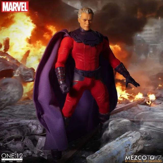 Mezco One:12 Magneto  - Foto 4