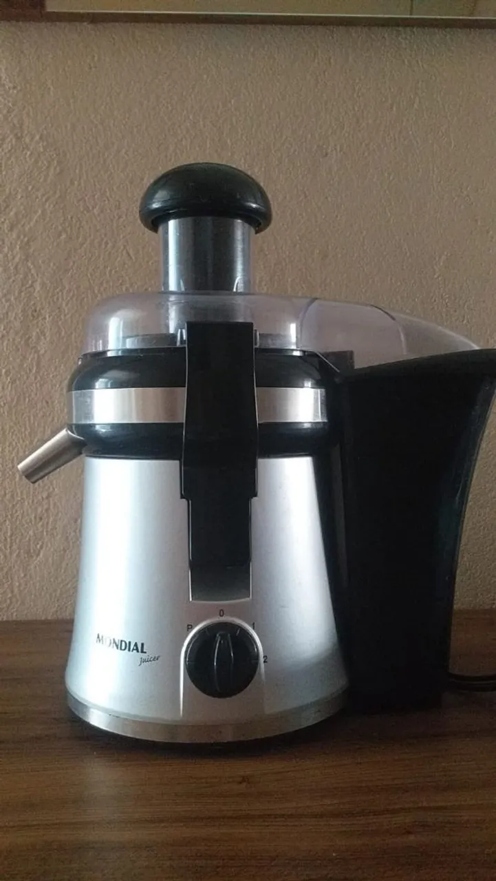 Juicer Mondial - Centrifuga de frutas