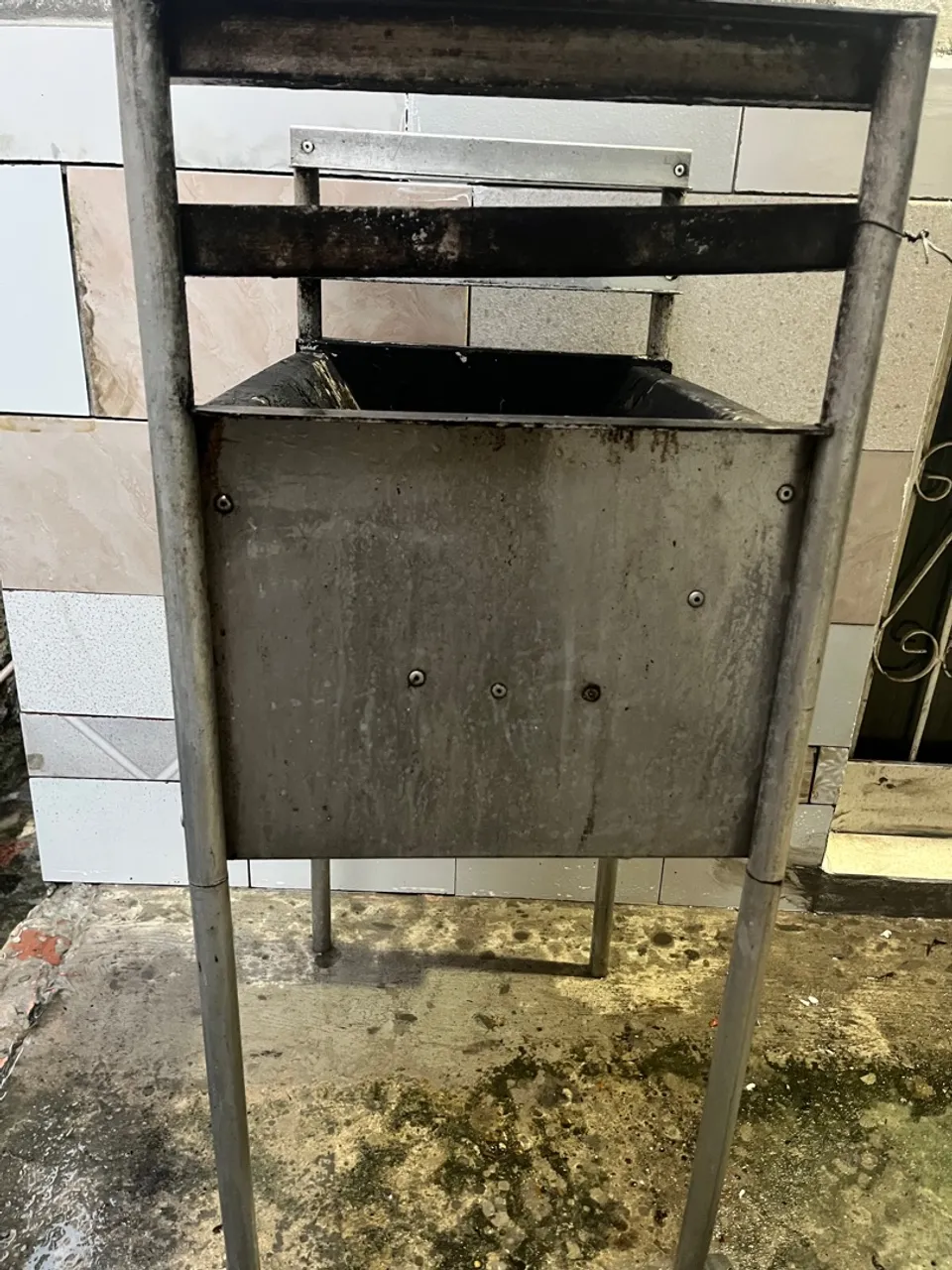 Churrasqueira de aço para área externa