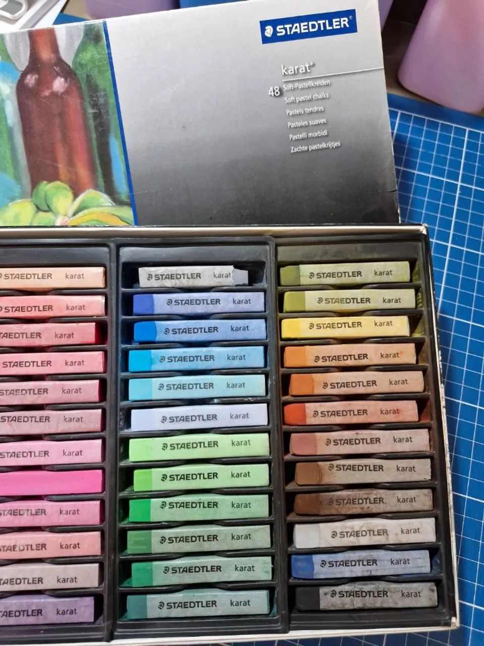 Giz pastel soft Karat Staedtler 48 cores - Papelaria - Meu