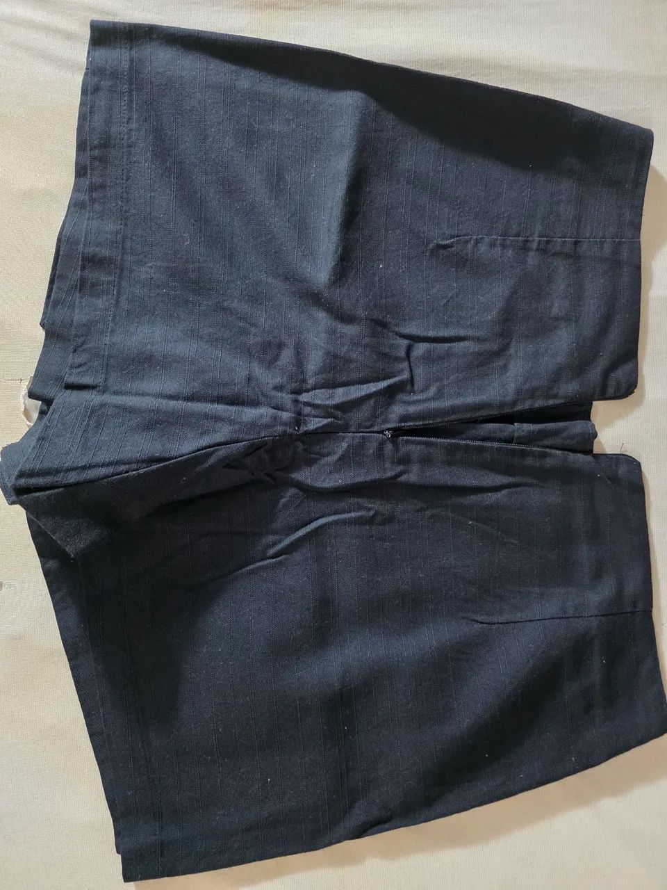 Short saia hering. Preto com botões desapego - Foto 2