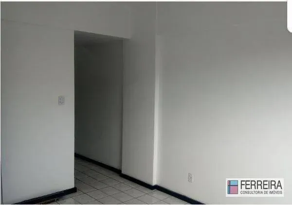 SALA COMERCIAL OTIMA LOCALIZAÇÃO E EXCELENTE PREÇO