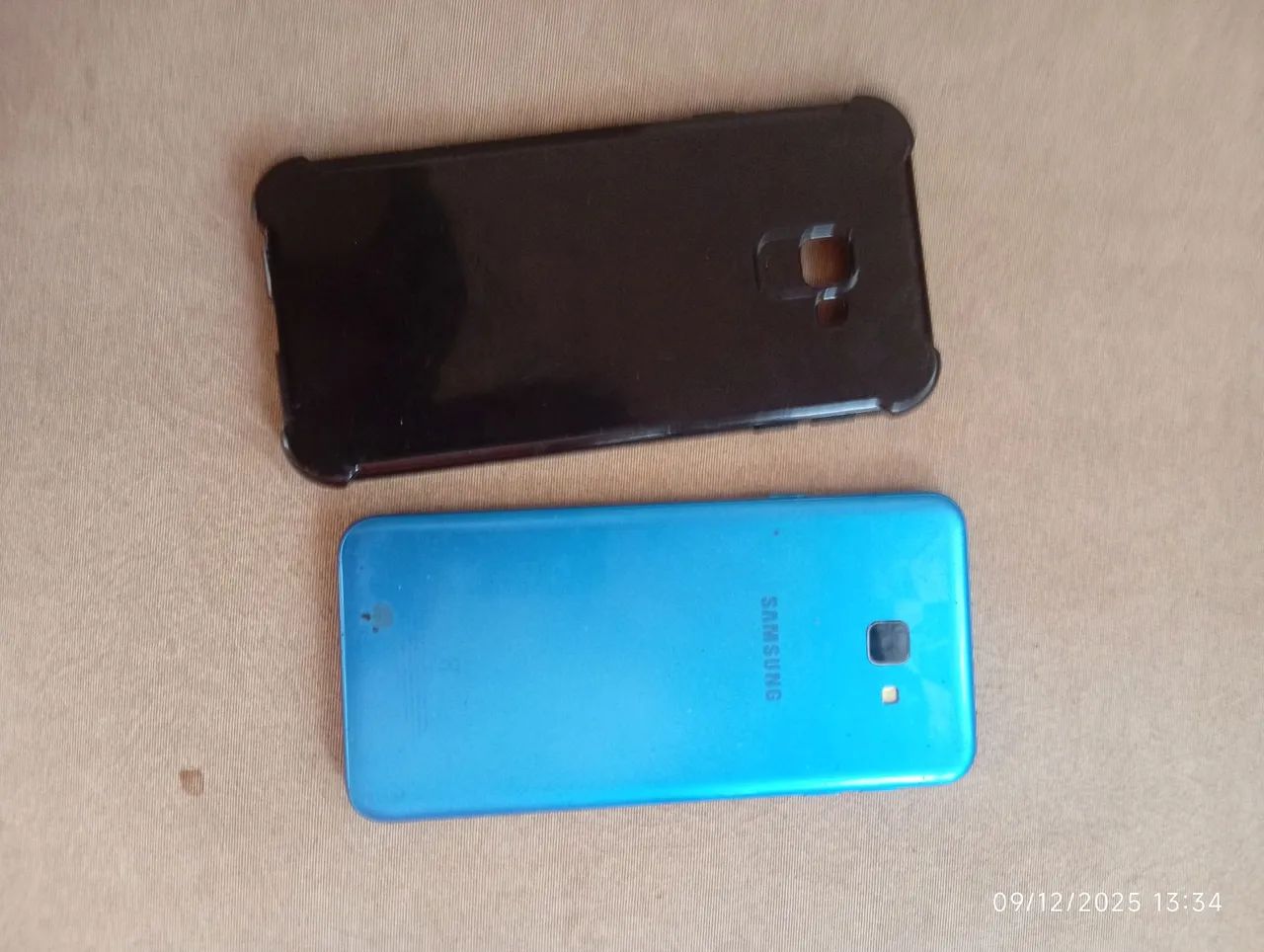 Celular Samsung J4  10g - Foto 2