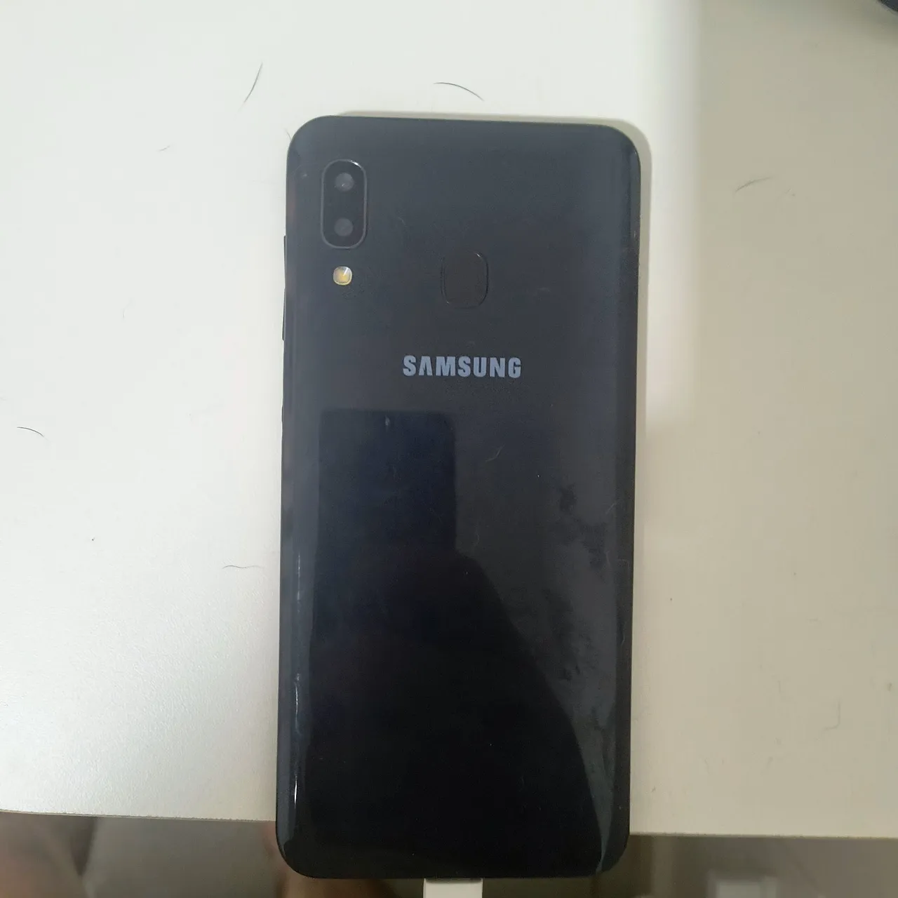 A20 Samsung para concerta problema no botão