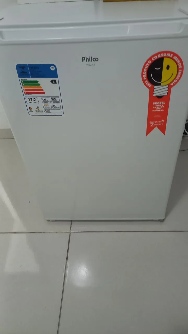 Mini Geladeira Philco PFG95B - 68 Litros