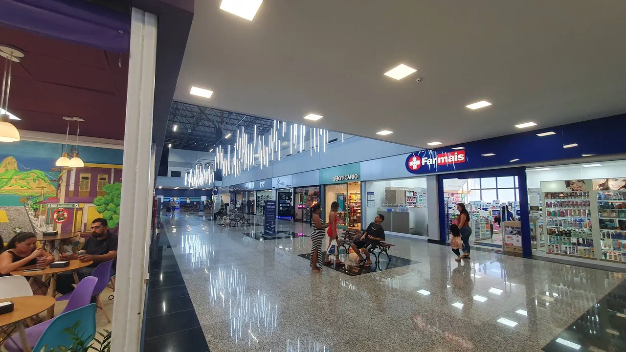 Salas comerciais de 63m² para locação - Centro Comercial do Nagumo