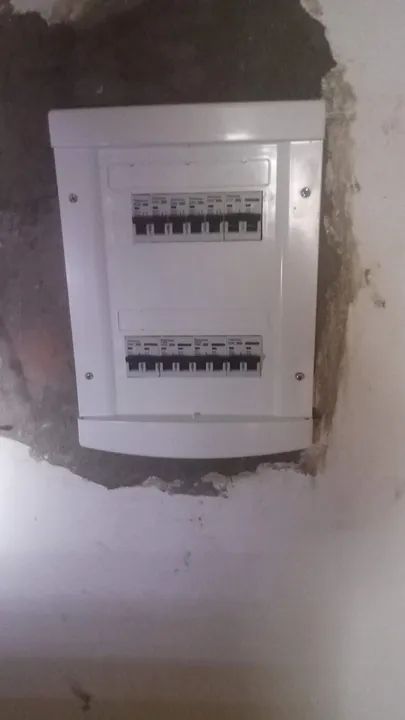 Eletricista de Manutenções Geral  - Foto 5