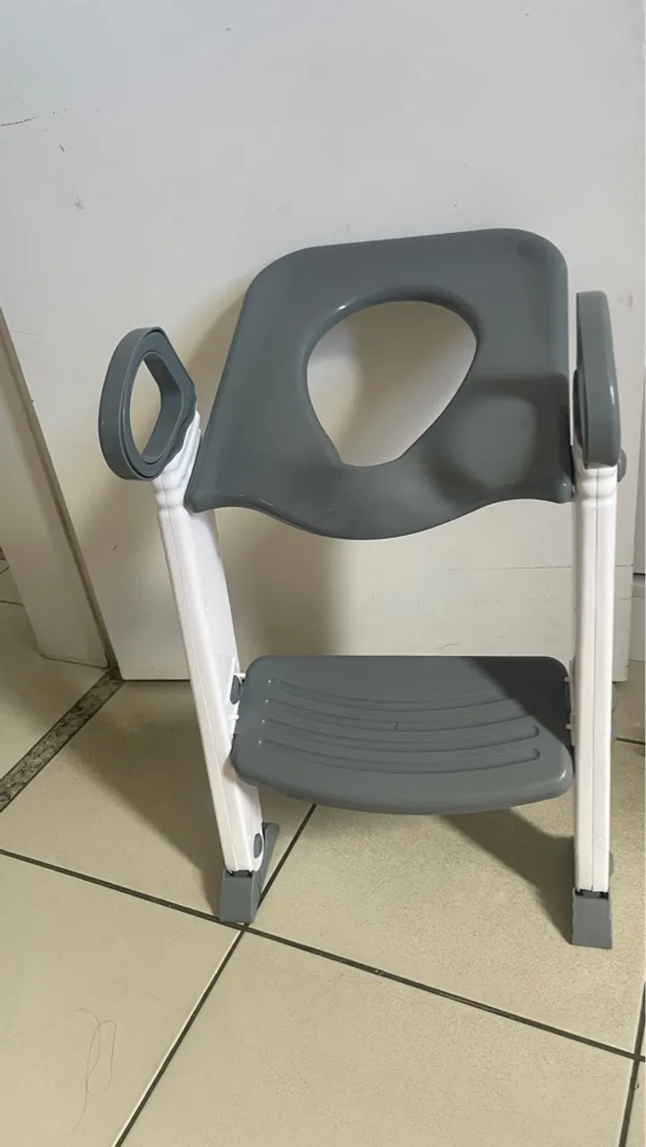 Banquinho de Apoio para Vaso Sanitário