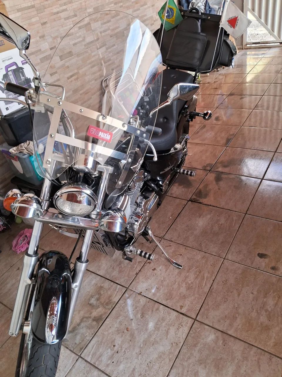 Shadow 600