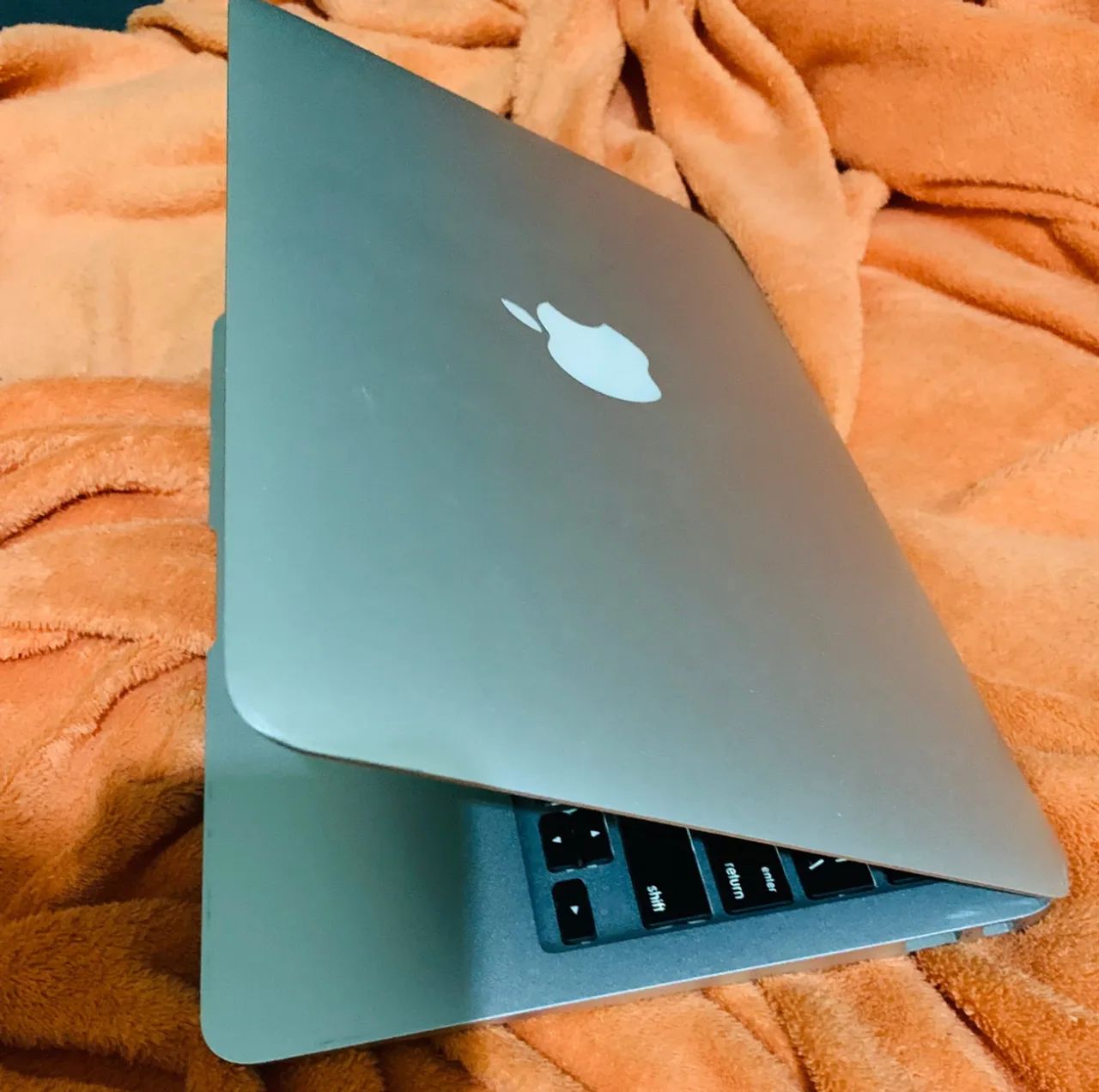 MacBook Air 11.6? A1370 (2011)