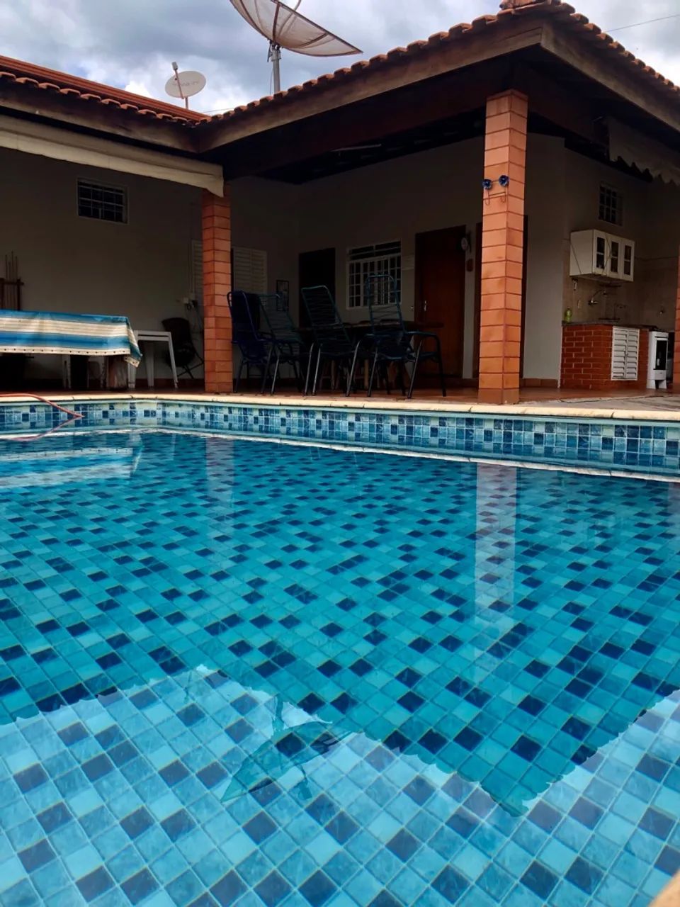 Aluga-se Rancho Em Sales / Av. Cervinho 