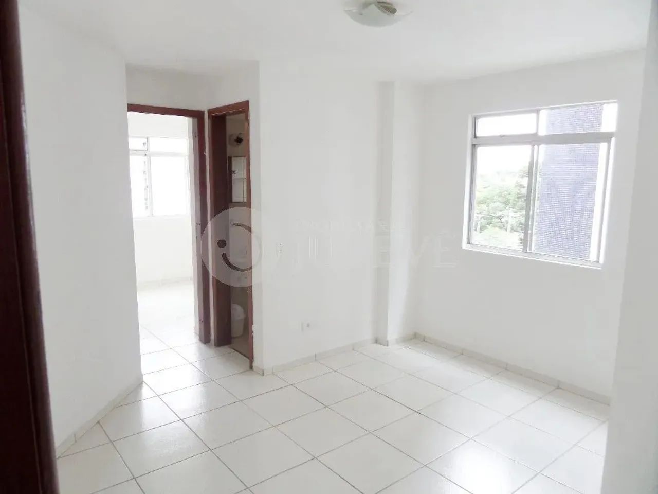 IMOBILIÁRIA JUVEVÊ ALUGA APARTAMENTO STUDIO KITNET CRISTO REI PRX HOSPITAL MARCELINO CHAMP - Foto 2