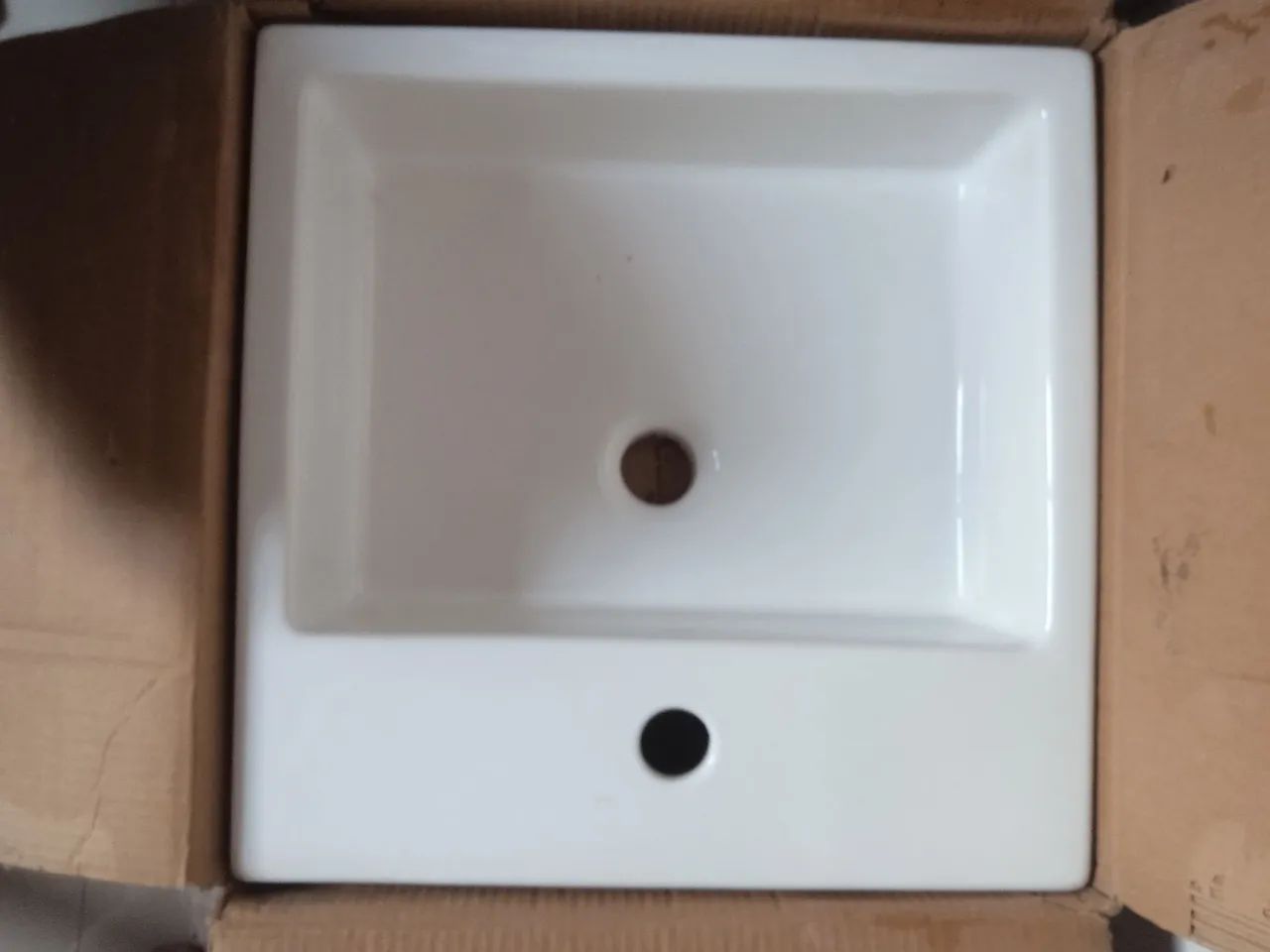 Pia de banheiro branca - Foto 3