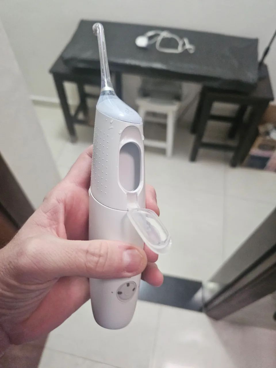 Irrigador oral Philips AirFloss Ultra  - Foto 5
