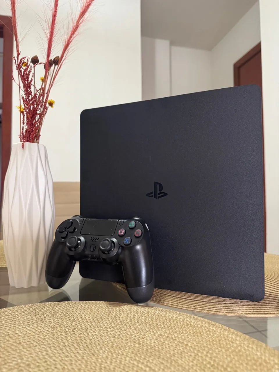 Ps4 slim impecável em perfeito estado 