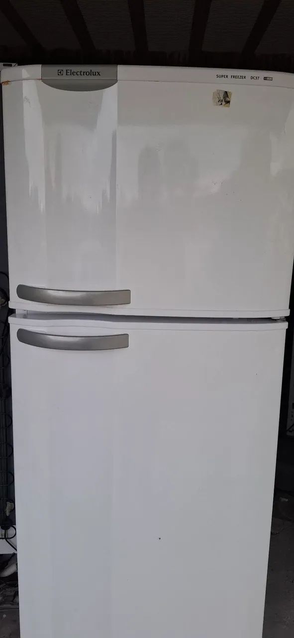 Geladeira Electrolux Cycle Defrost Duplex 332 Litros DC37 - Branca