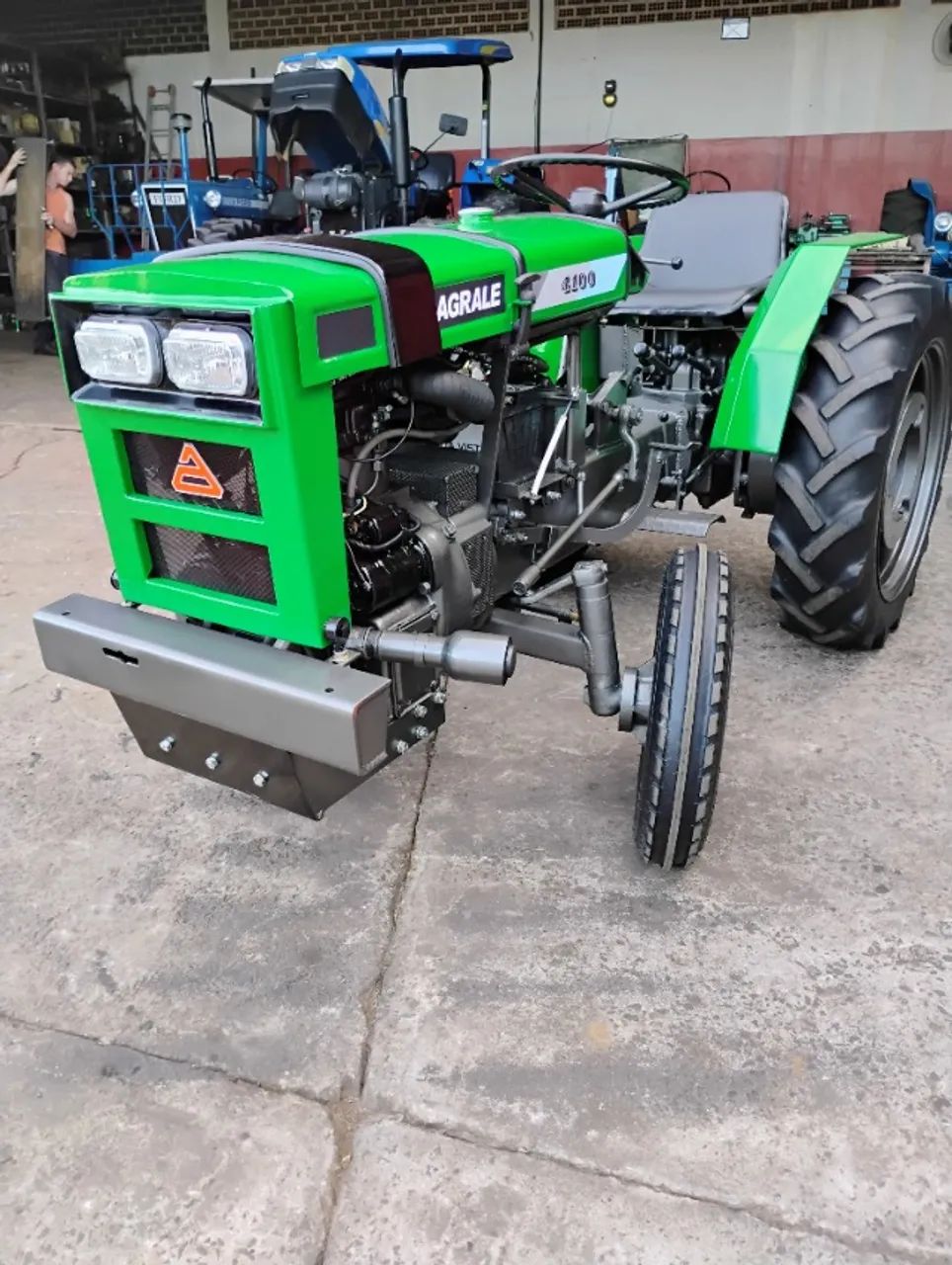 TRATOR AGRALE 