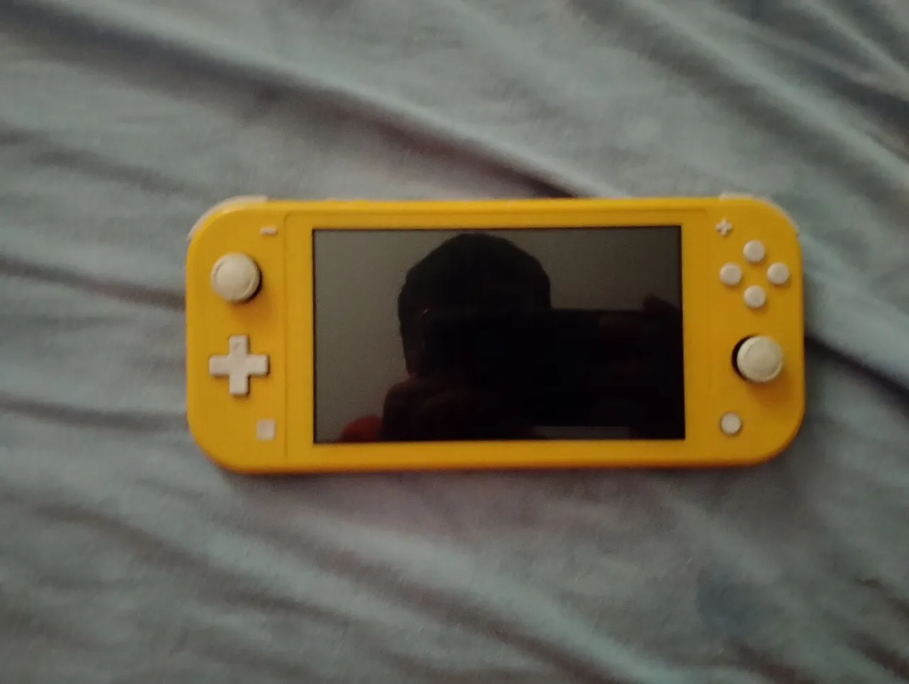 Nintendo Switch Lite - Amarelo