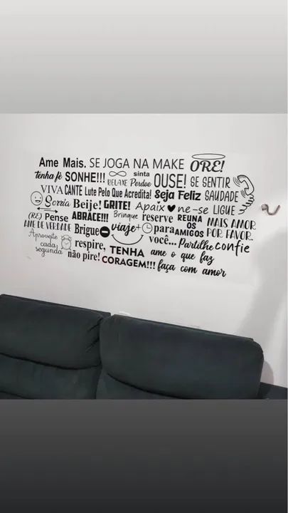 Adesivo transparente com frase 