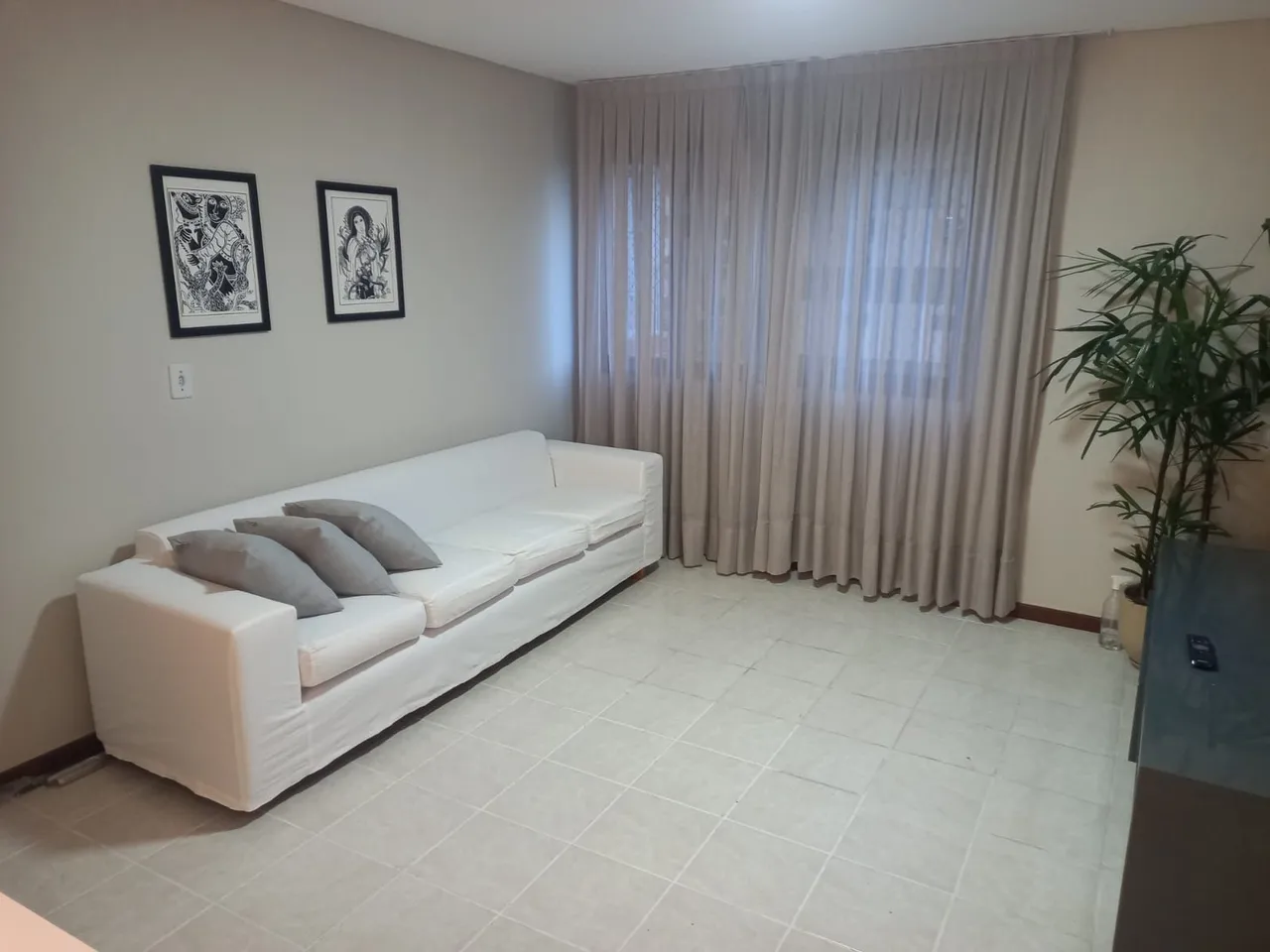 Flat mobiliado bem localizado.