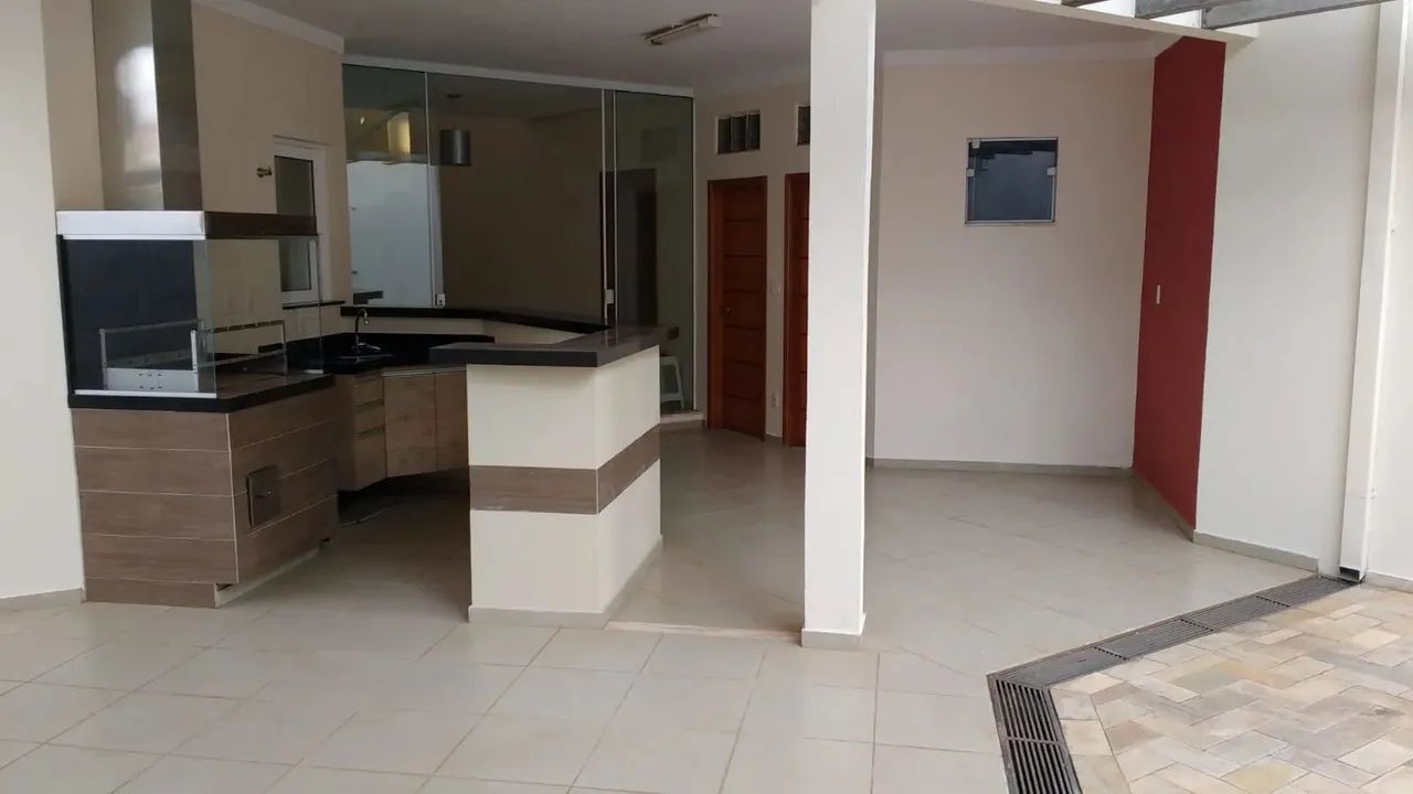 Sobrado para venda possui 200 metros quadrados com 3 quartos em Residencial Sauípe - Bauru - Foto 4
