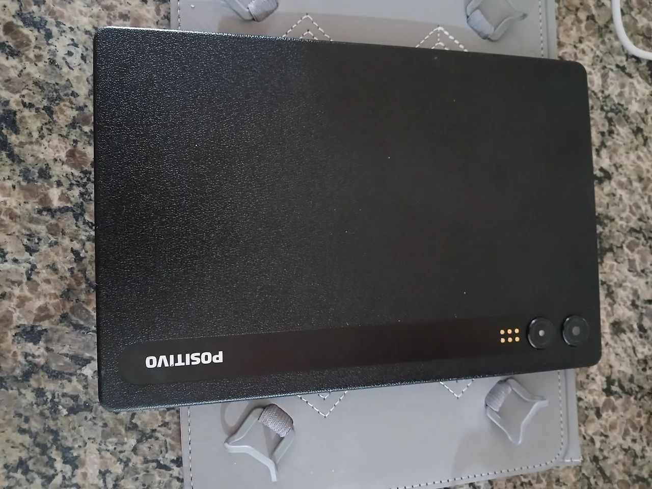 Tablet Positivo 