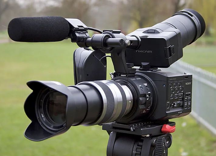 Camera Sony NEX-FS100U - Foto 2