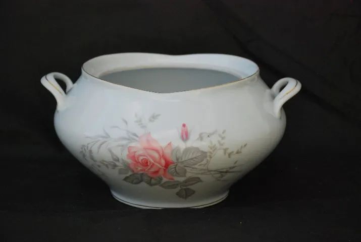 sopeira porcelana real , decorada , sem tampa , 13 atura x 25 . anos 70 - Foto 4