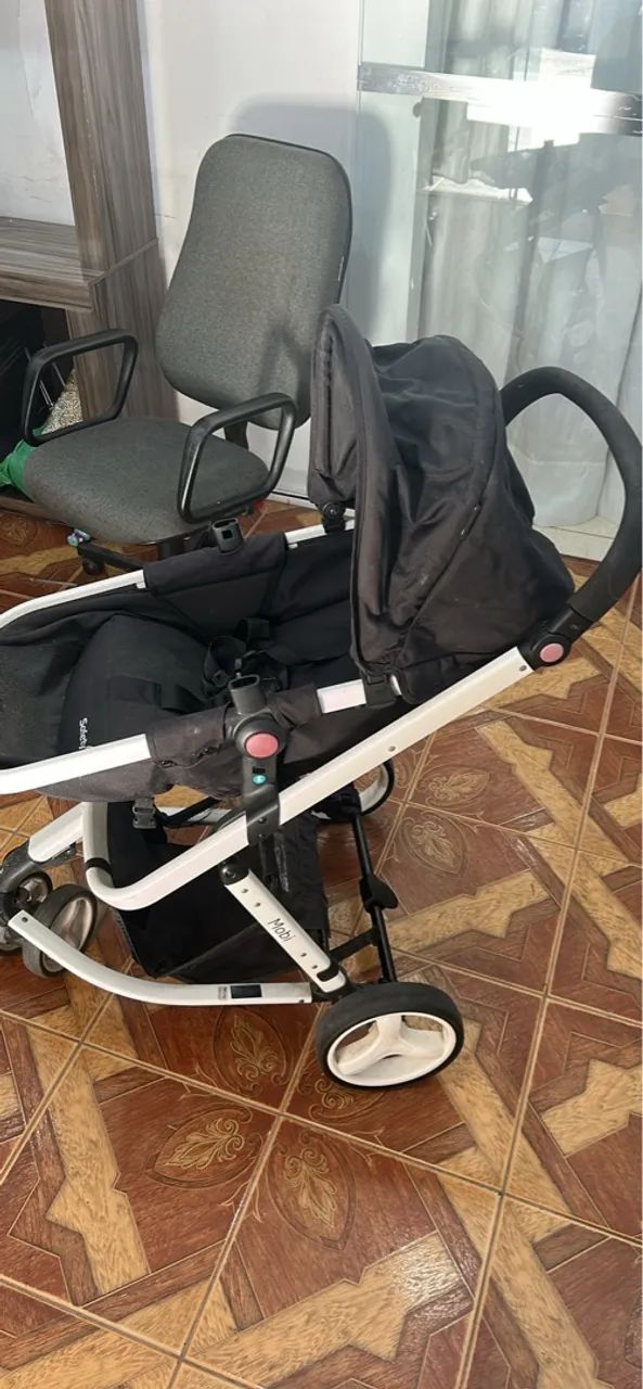 Carrinho de Bebê Mobi - Preto