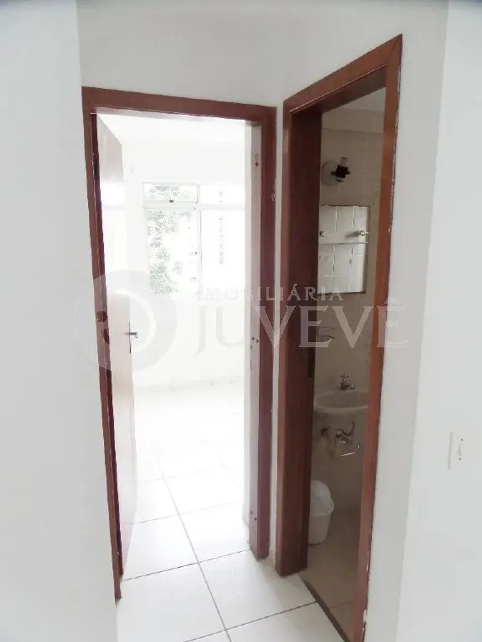 IMOBILIÁRIA JUVEVÊ ALUGA APARTAMENTO STUDIO KITNET CRISTO REI PRX HOSPITAL MARCELINO CHAMP - Foto 5