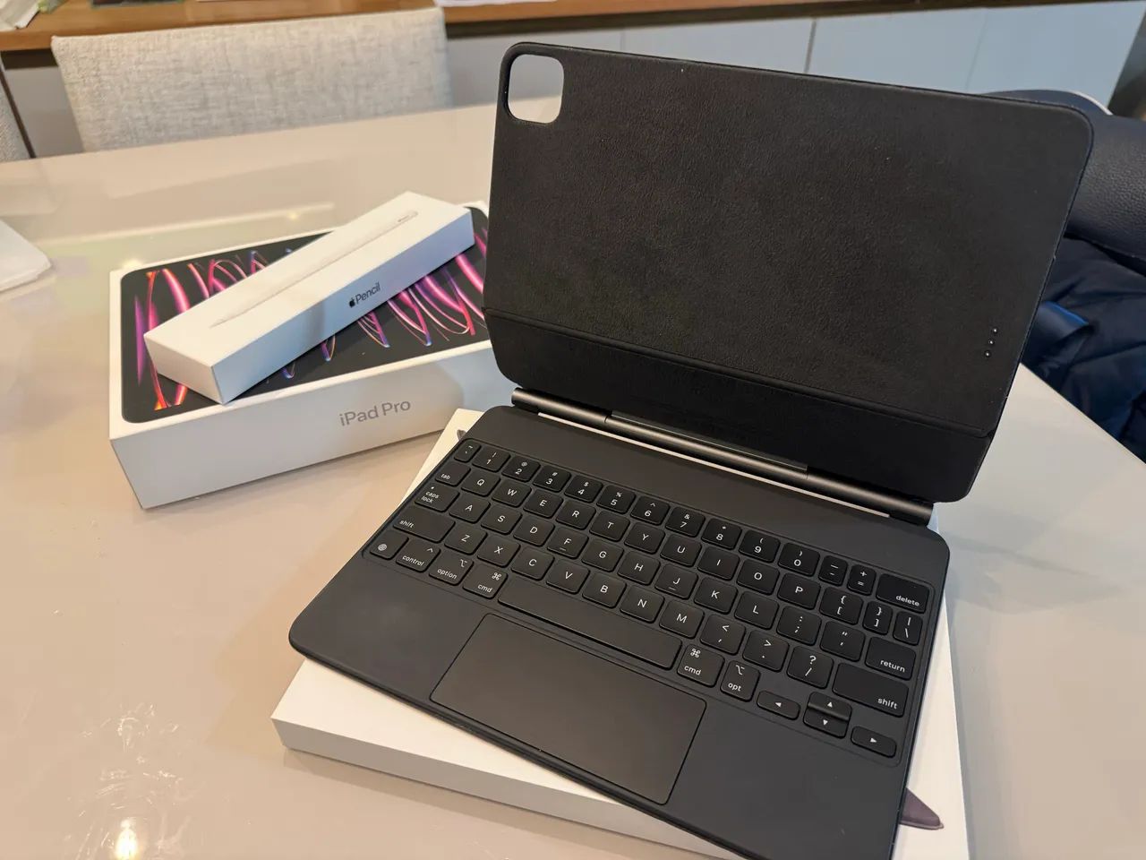 iPad Pro 11 M2 128GB + Magic Keyboard + Apple Pencil 2 | Excelente - Foto 4